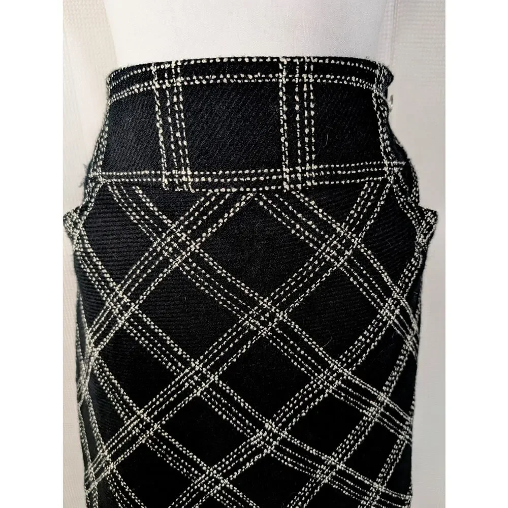 ANN TAYLOR LOFT! RICH BLACK & WHITE PLAID, WIDE WAISTBAND PENCIL STYLE SKIRT! 6 - Picture 5 of 10